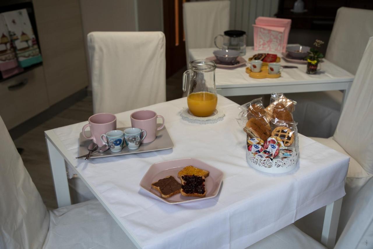 L' Albero Di Giada Bed and Breakfast Caserta Exterior foto