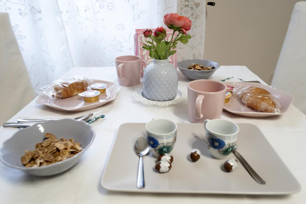 L' Albero Di Giada Bed and Breakfast Caserta Exterior foto
